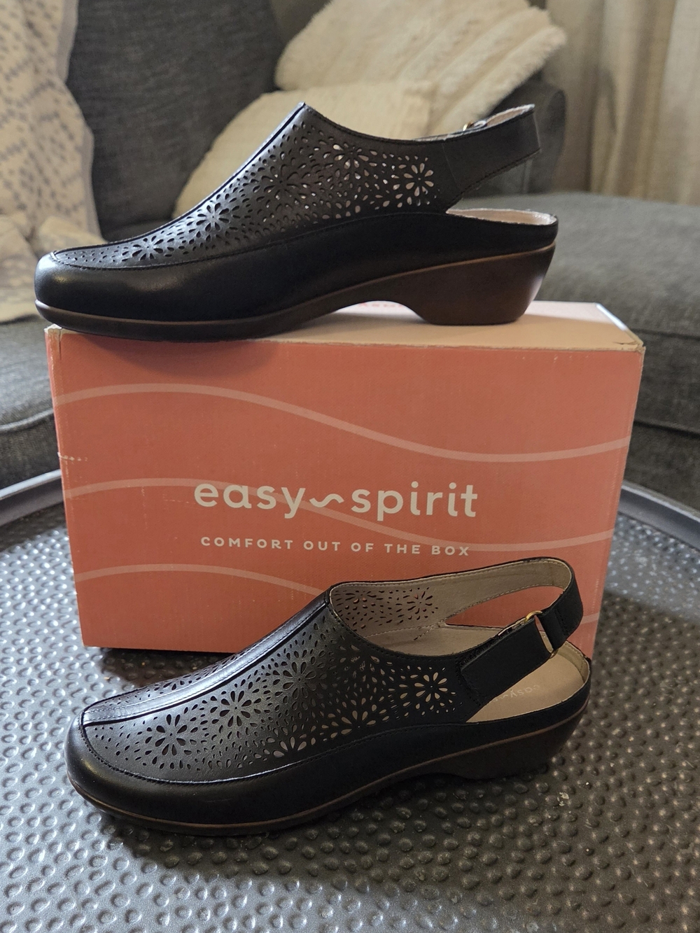 NIB Easy Spirit Dawn Black Leather Slingback Shoes Perforated Floral Comfort 10N